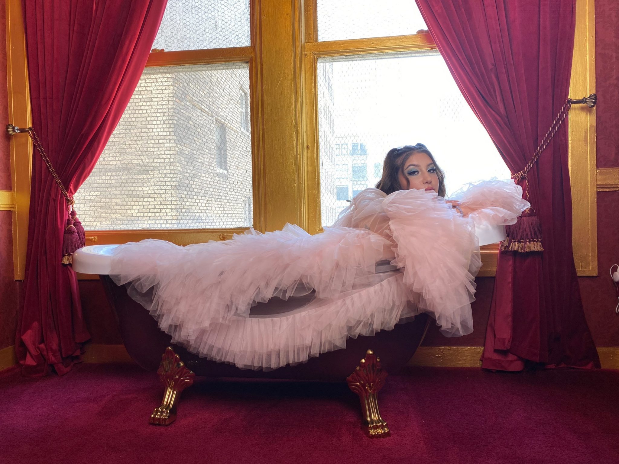 Kelsi Davies is Jumping into Music with Her Single “Heartbeats