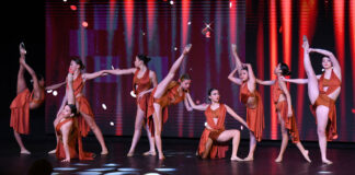 5 Ways to Spend Time with Your Teammates Outside of Dance