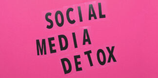 The Benefits of Social Media Detox (And How to Do One)