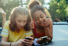 How to Spend Less Time Scrolling This Summer